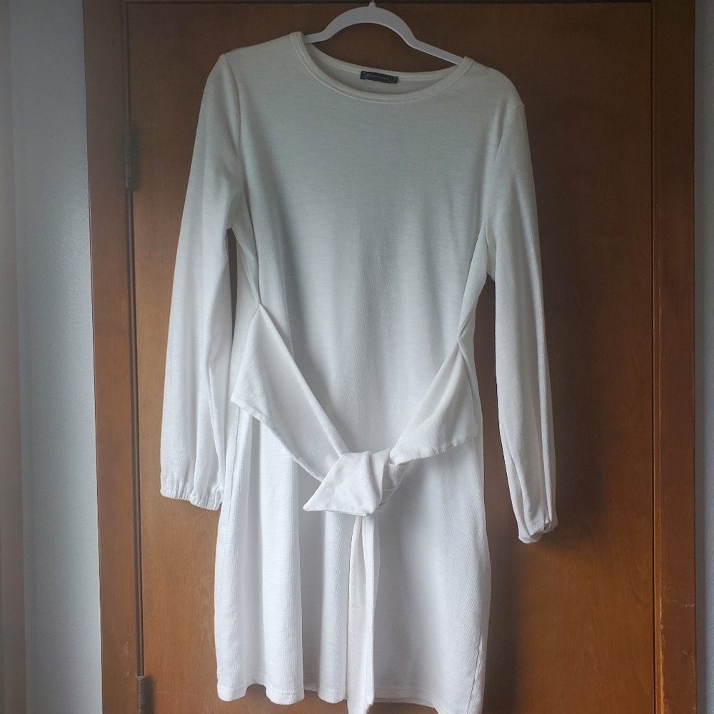 White Long Sleeve Tie Dress